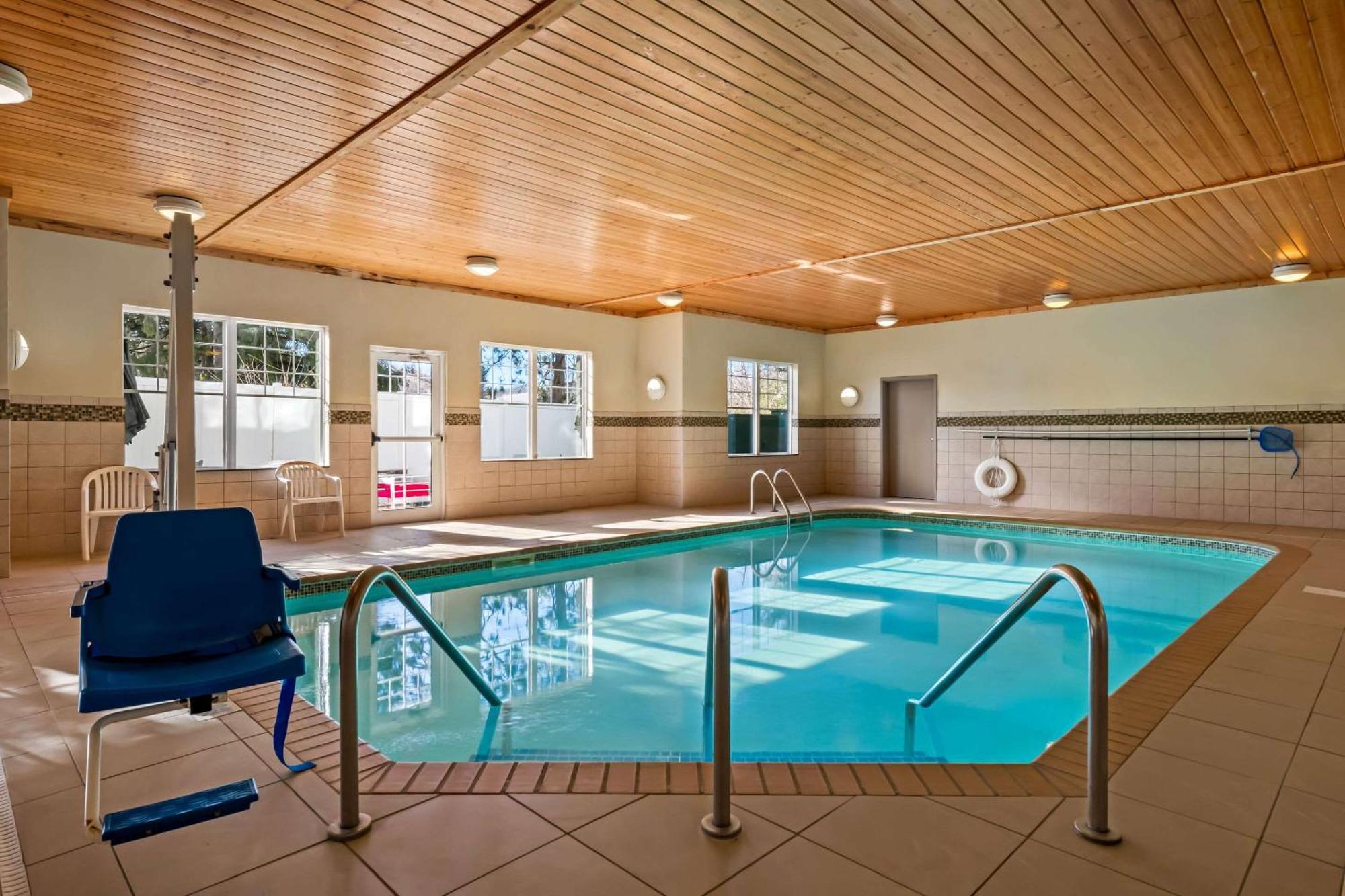 Country Inn & Suites By Radisson, Red Wing, Mn Esterno foto